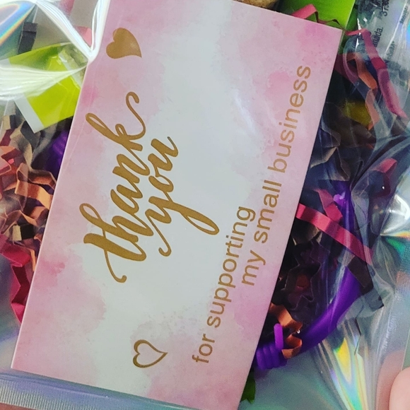 Everyday Lash Bundles - Mystery Box - Picture 9 of 16